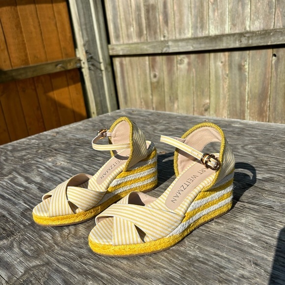 STUART WEITZMAN
Mirela Striped Wedge‎ Espadrilles size 5.5 yellow white - Picture 9 of 9